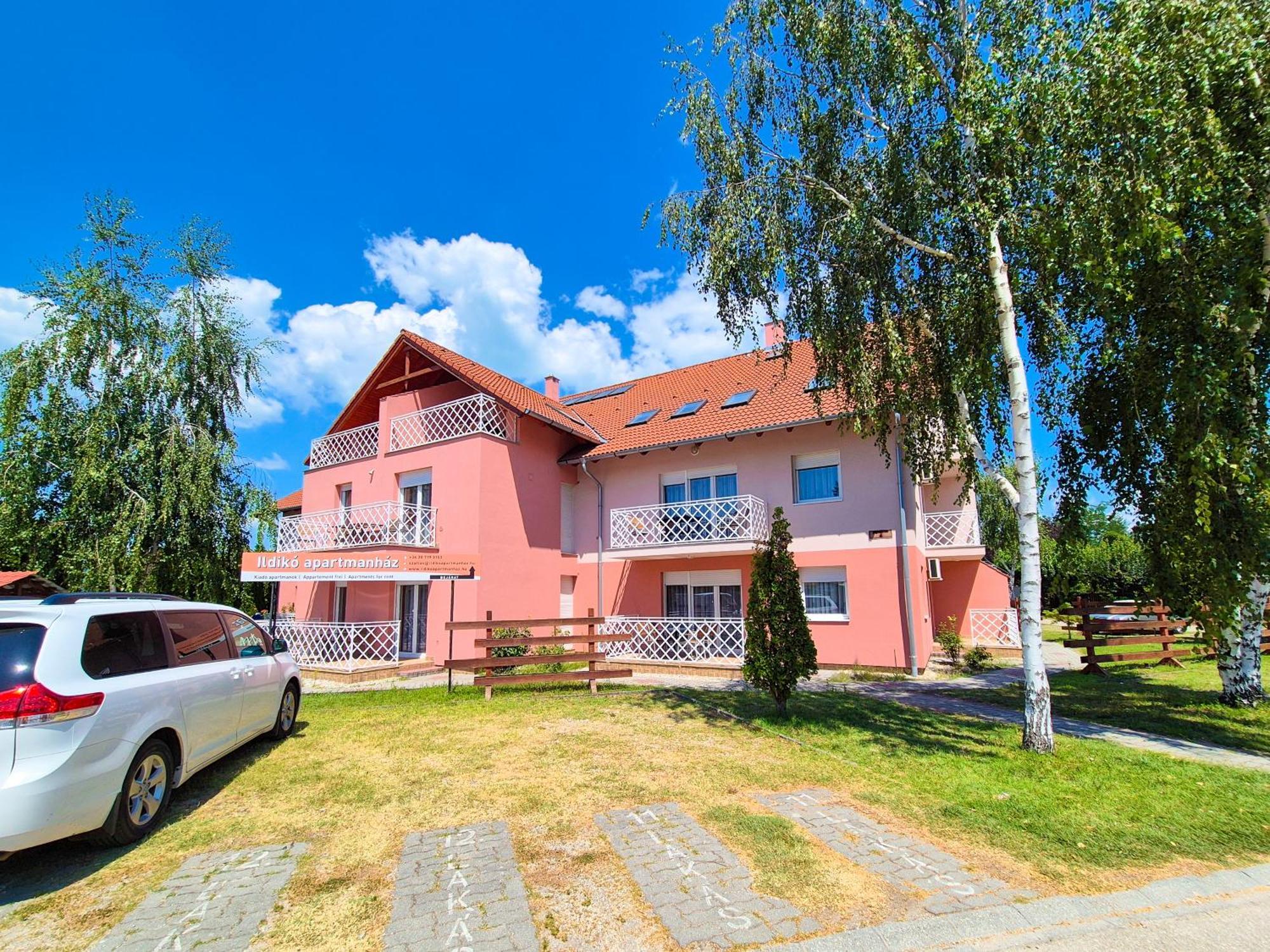 Ildiko Apartmanhaz Замарди Экстерьер фото