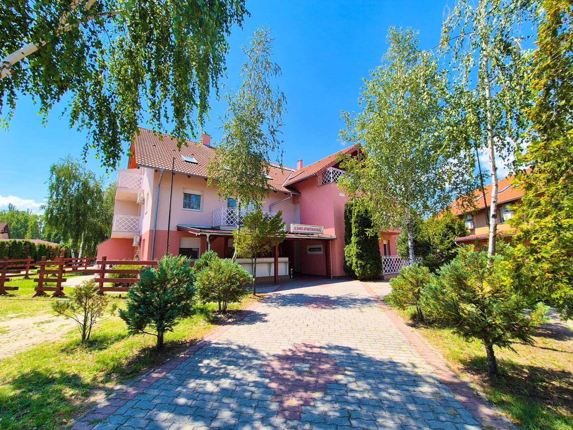 Ildiko Apartmanhaz Замарди Экстерьер фото