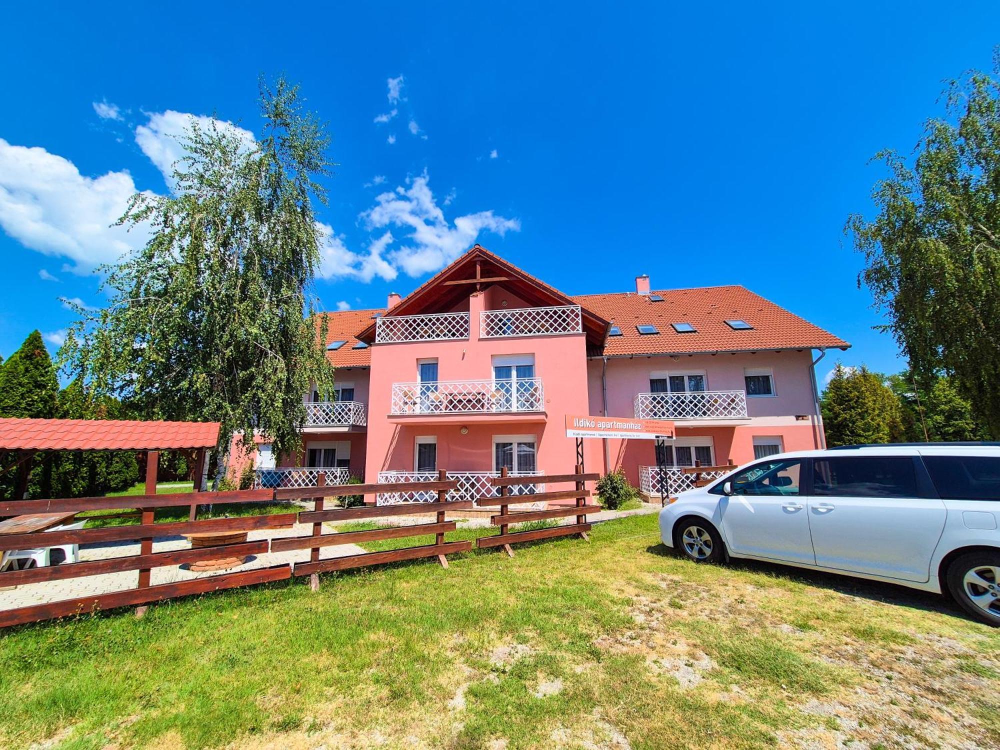 Ildiko Apartmanhaz Замарди Экстерьер фото