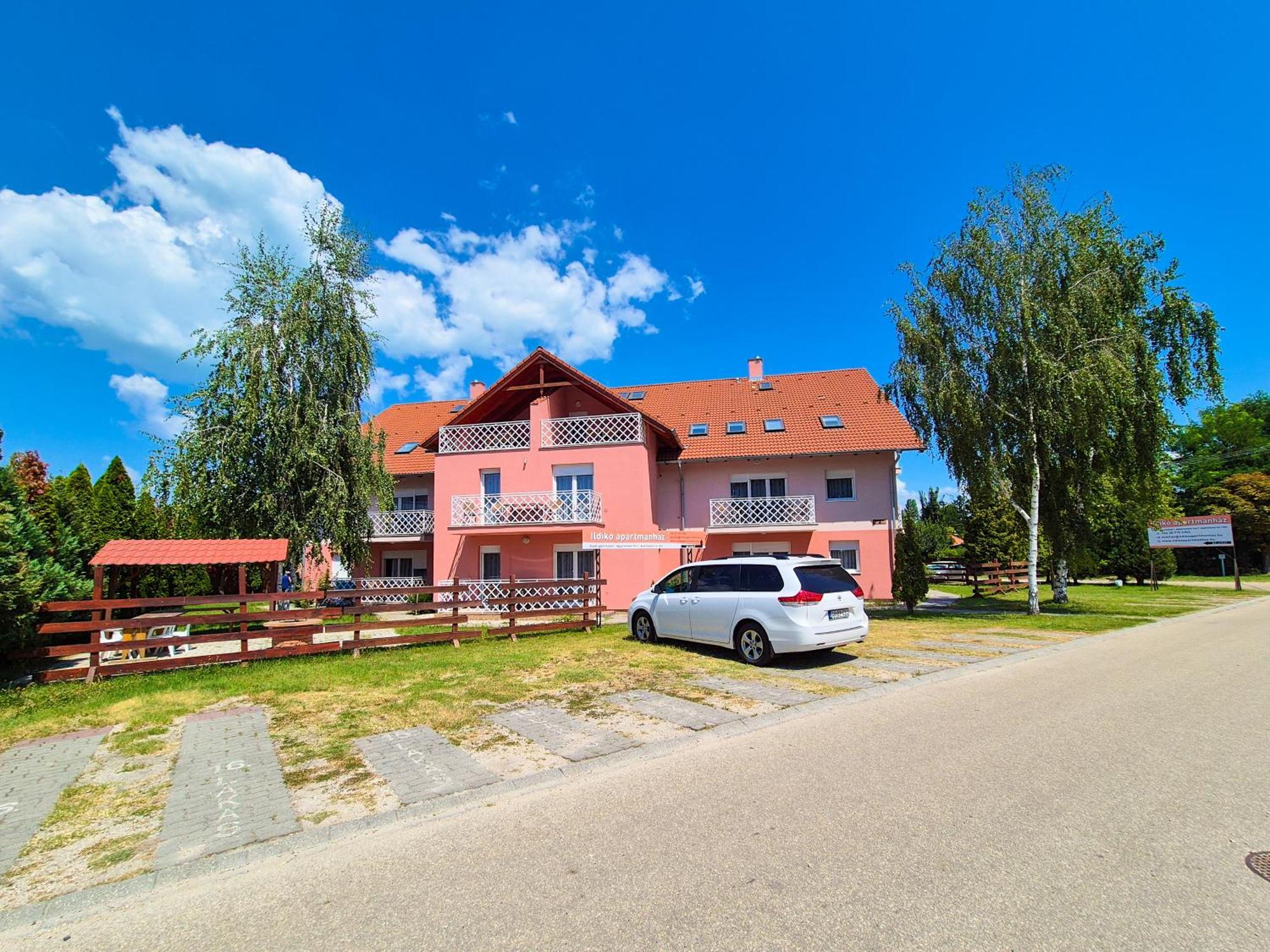 Ildiko Apartmanhaz Замарди Экстерьер фото