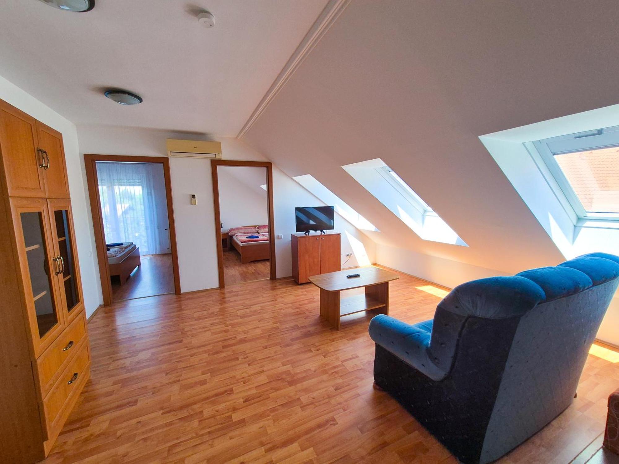 Ildiko Apartmanhaz Замарди Экстерьер фото